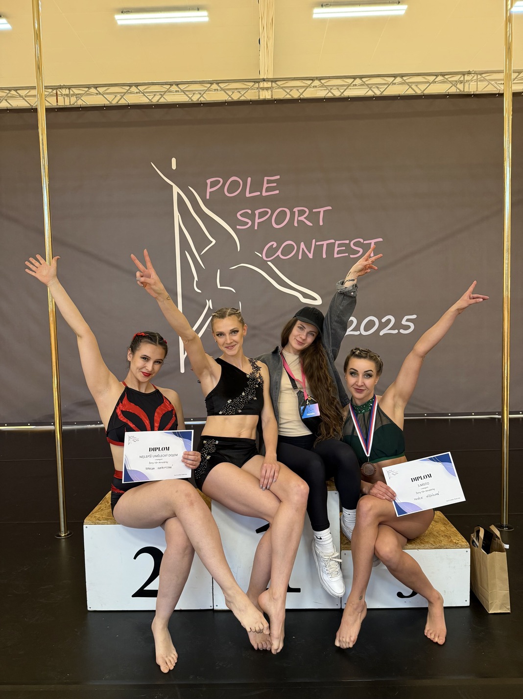 Natálie Věžníková, 3. místo ženy Amatérky Pole Sport Contest